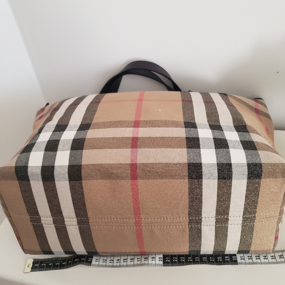 new offer: $999 Burberry shimmer tan nova check tote bag - Picture 4 of 17